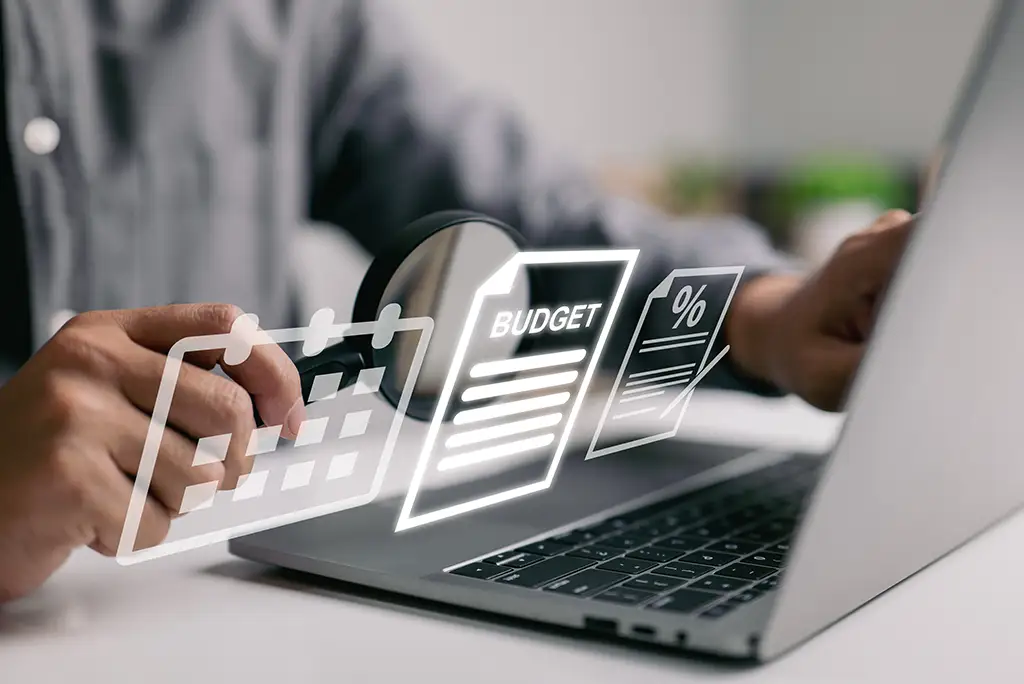 PCP-Financial-Image-8 Chef putting the finishing touches on a delicious-looking plate of food