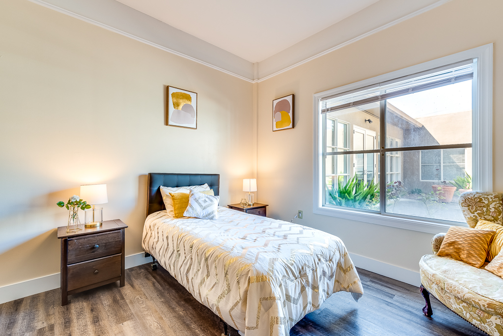 PSLMissionVillaL-42 bedroom